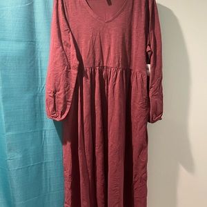 Midi dress NWT